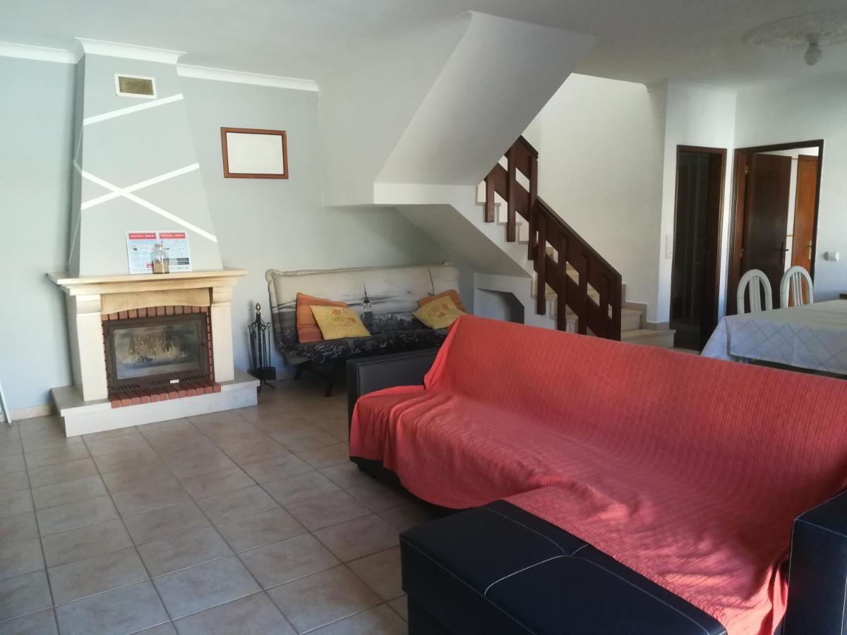 Holiday House البوفيرا المظهر الخارجي الصورة