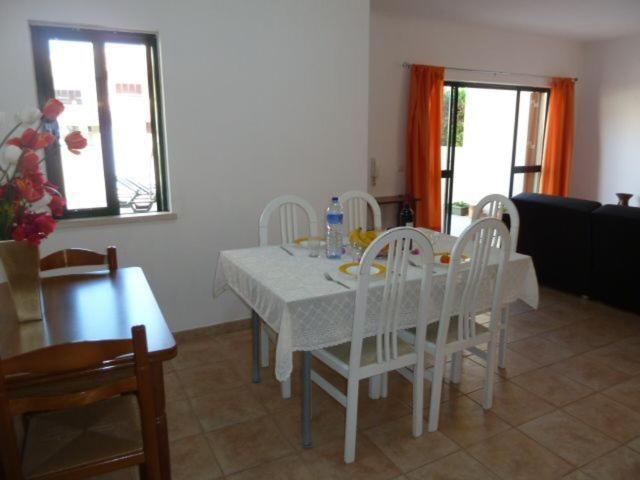 Holiday House البوفيرا المظهر الخارجي الصورة